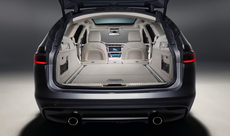 Illustration for article titled The 2018 Jaguar XF Sportbrake Is Bringing Its Gorgeous Looks To America